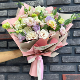  Kemer Florist Colorful Lisianthus Bouquet lilac pink white